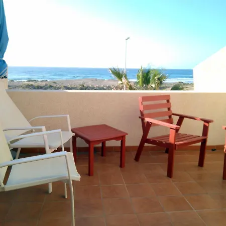 Apartment El Medano, Frente Al Mar *